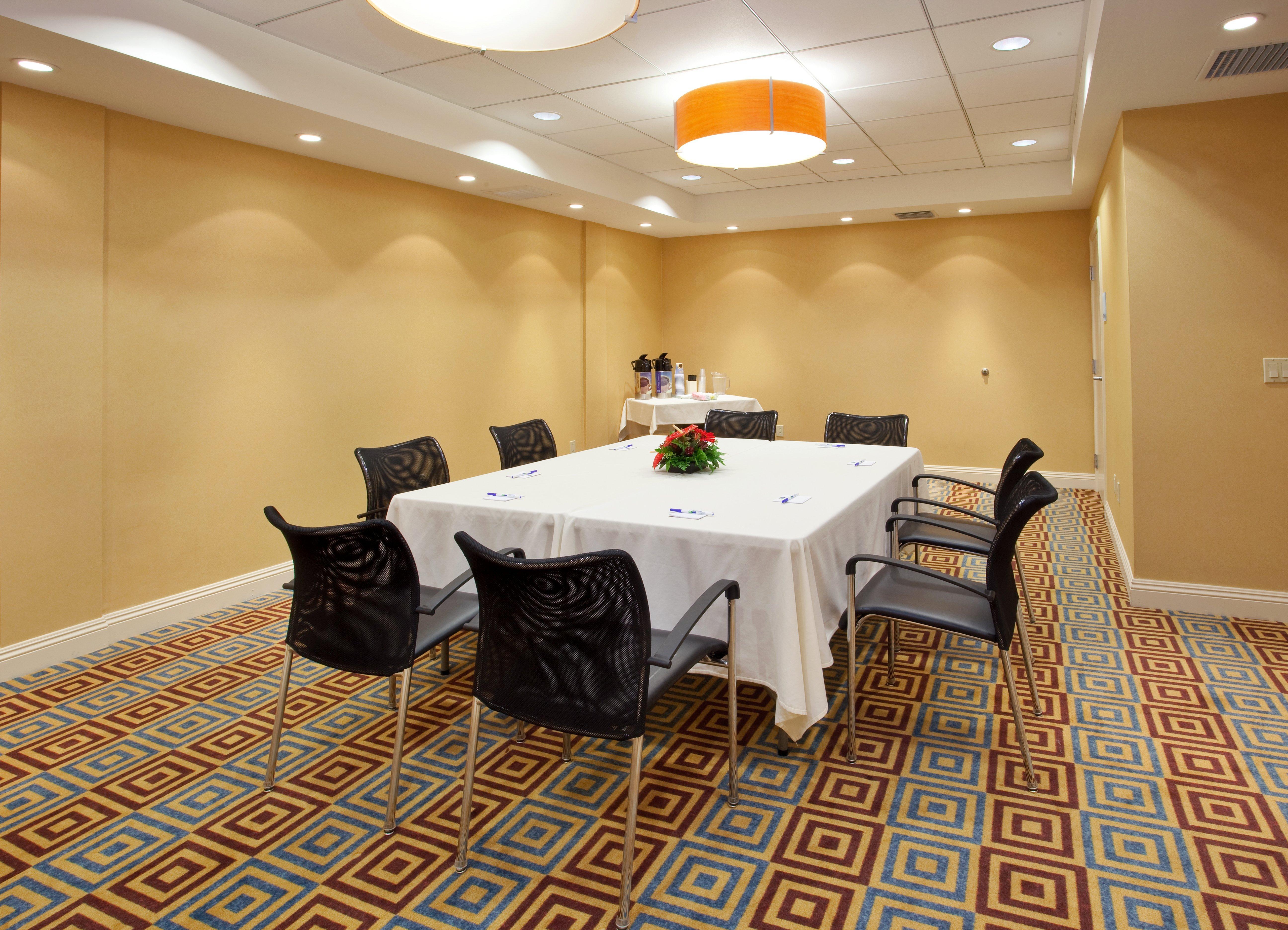 Holiday Inn Express Hotel & Suites Santa Cruz By Ihg Екстер'єр фото