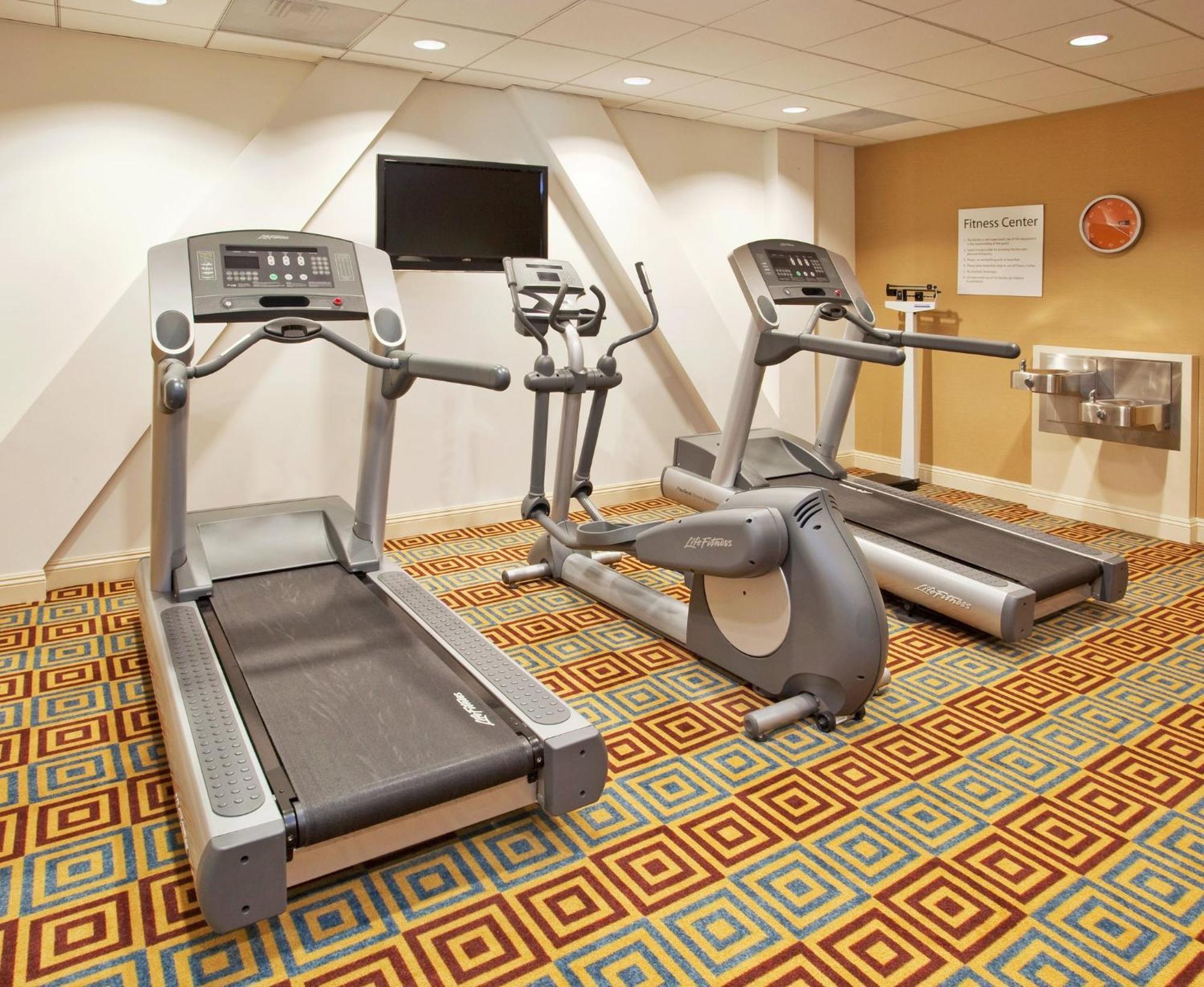 Holiday Inn Express Hotel & Suites Santa Cruz By Ihg Екстер'єр фото